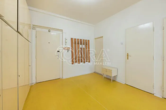 Pronájem bytu 2+1, Praha - Nusle, Lounských, 66 m2