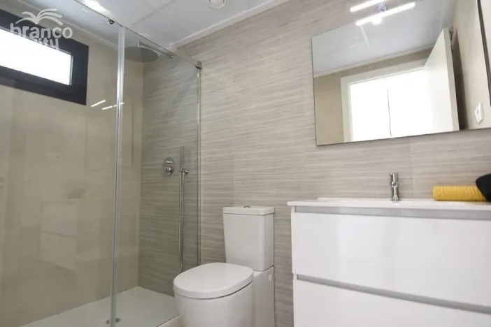 Prodej bytu 4+kk, San Miguel de Salinas, Alicante, Španělsko, 141 m2