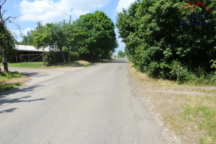 Prodej pozemku pro bydlení, Roblín, Karlštejnská, 1005 m2