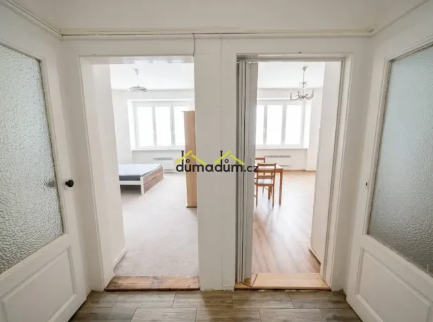 Pronájem bytu 2+kk, Praha, Vrchlického, 44 m2