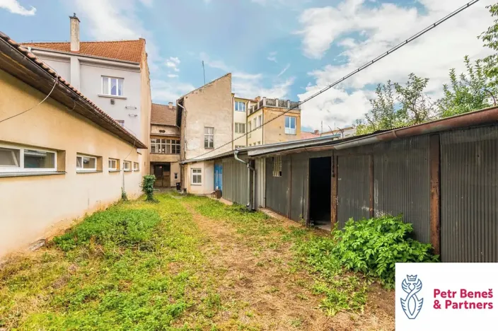 Prodej obchodního prostoru, Rakovník, Husovo náměstí, 622 m2