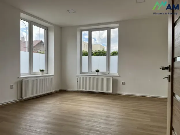Prodej bytu 3+1, Třinec - Staré Město, Dvořákova, 84 m2