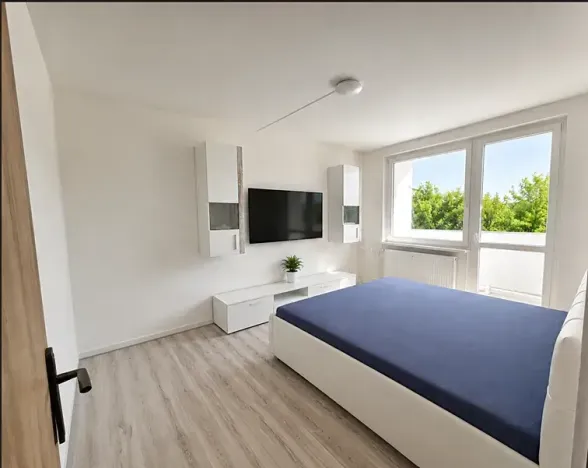 Pronájem bytu 2+1, Chomutov, Kamenná, 61 m2