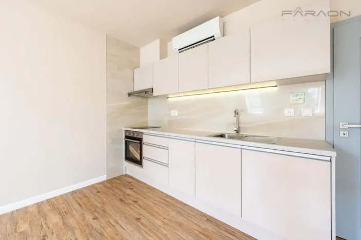 Pronájem bytu 1+kk, Dobříš, 30 m2
