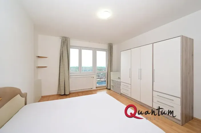 Pronájem bytu 2+kk, Praha - Hloubětín, Slévačská, 47 m2