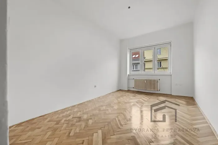 Prodej bytu 3+1, Praha - Žižkov, Biskupcova, 87 m2