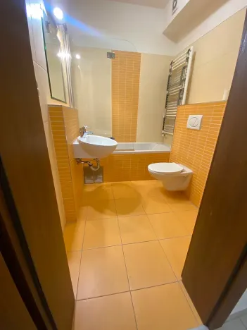 Pronájem bytu 3+kk, Praha - Čakovice, Bermanova, 56 m2