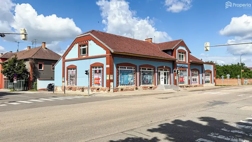 Prodej obchodního prostoru, Hodonín, Brněnská, 875 m2