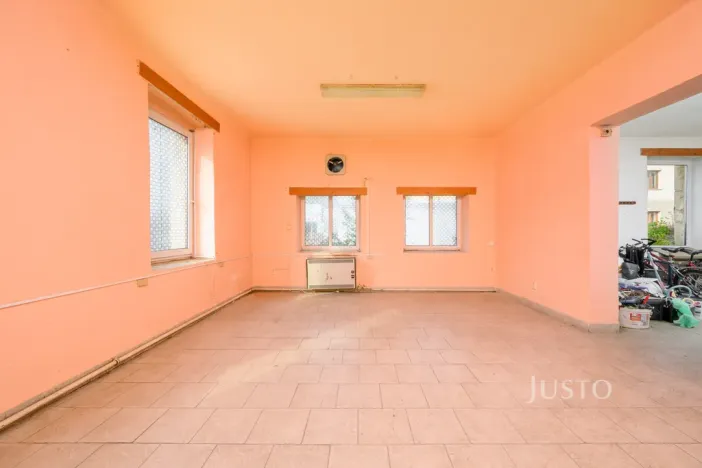 Prodej obchodního prostoru, Liberec - Liberec III-Jeřáb, Americká, 142 m2