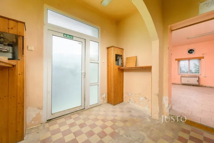 Prodej obchodního prostoru, Liberec - Liberec III-Jeřáb, Americká, 142 m2