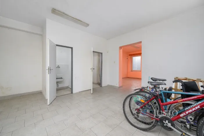 Prodej obchodního prostoru, Liberec - Liberec III-Jeřáb, Americká, 142 m2