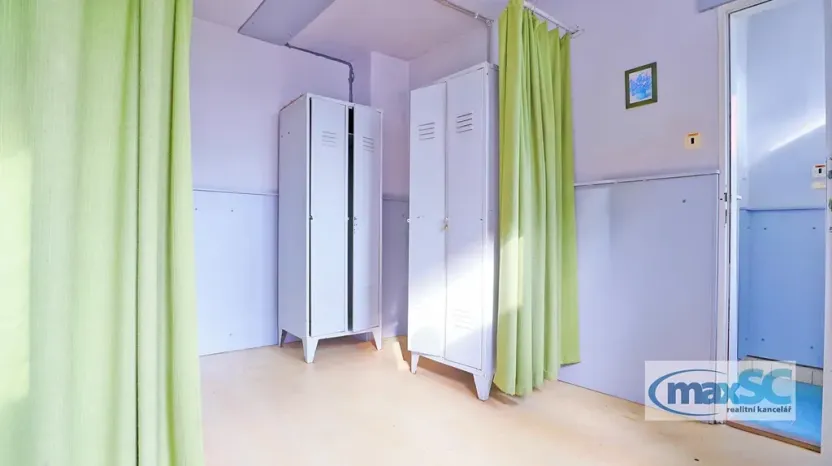 Pronájem skladu, Holice, Hradecká, 317 m2