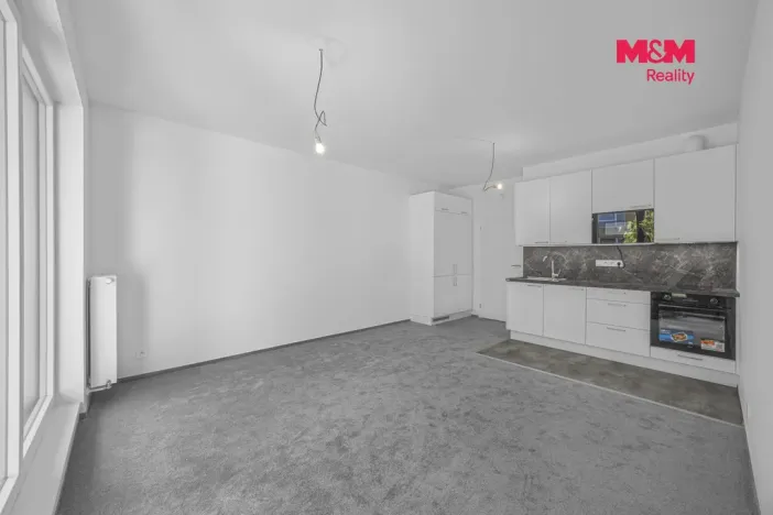 Pronájem bytu 1+kk, Praha - Vysočany, Gerstelova, 32 m2