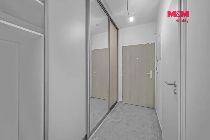 Pronájem bytu 1+kk, Praha - Vysočany, Gerstelova, 32 m2