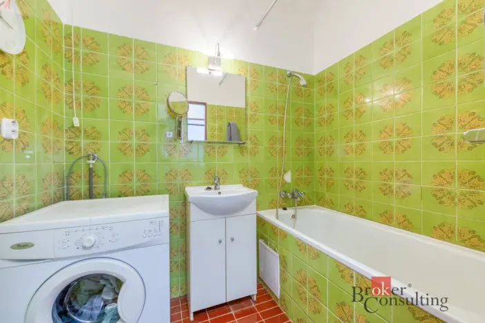 Prodej bytu 2+kk, Praha - Břevnov, Ve Střešovičkách, 44 m2