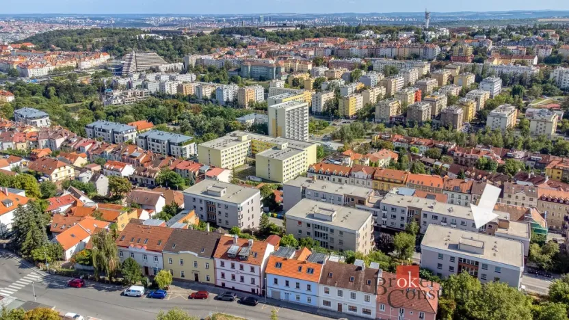 Prodej bytu 2+kk, Praha - Břevnov, Ve Střešovičkách, 44 m2