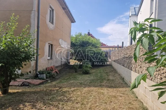 Prodej rodinného domu, Kněževes, Nová Čtvrť, 185 m2