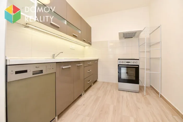 Pronájem bytu 2+kk, Praha, Vodnická, 47 m2