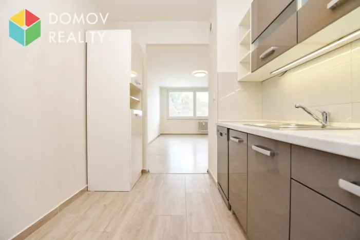 Pronájem bytu 2+kk, Praha, Vodnická, 47 m2