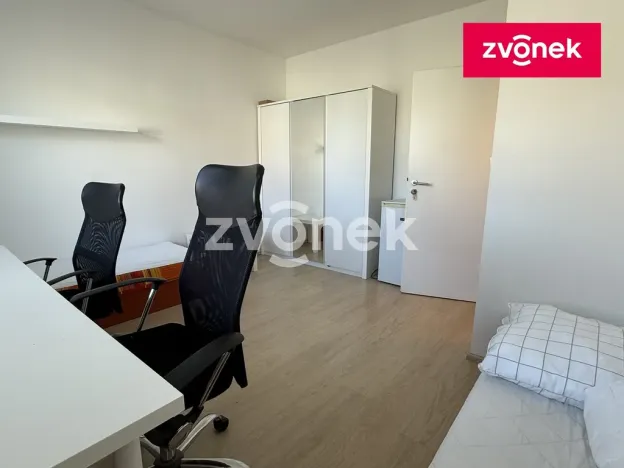 Pronájem bytu 1+kk, Zlín, Štefánikova, 16 m2