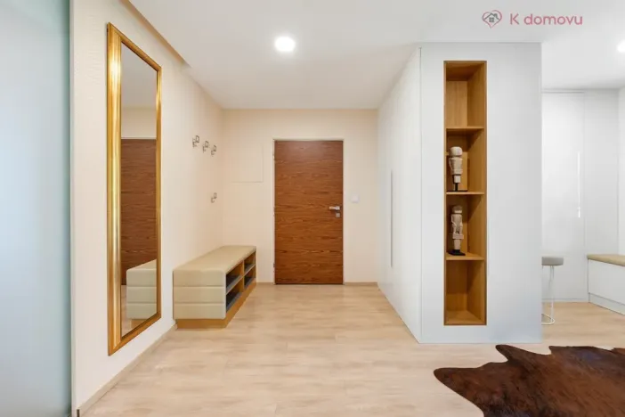 Pronájem bytu 2+kk, Uherské Hradiště, náměstí Míru, 90 m2