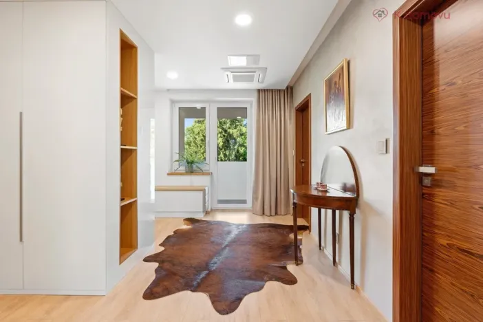 Pronájem bytu 2+kk, Uherské Hradiště, náměstí Míru, 90 m2