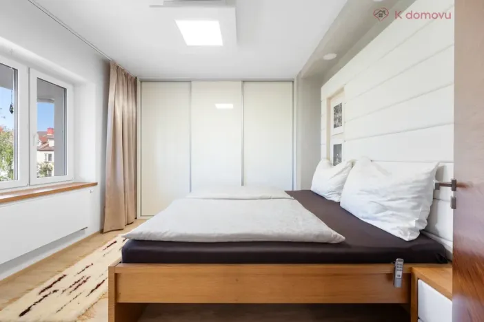 Pronájem bytu 2+kk, Uherské Hradiště, náměstí Míru, 90 m2