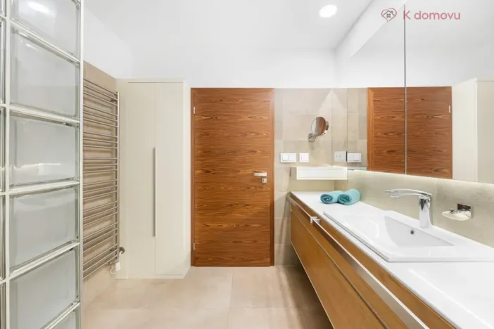Pronájem bytu 2+kk, Uherské Hradiště, náměstí Míru, 90 m2