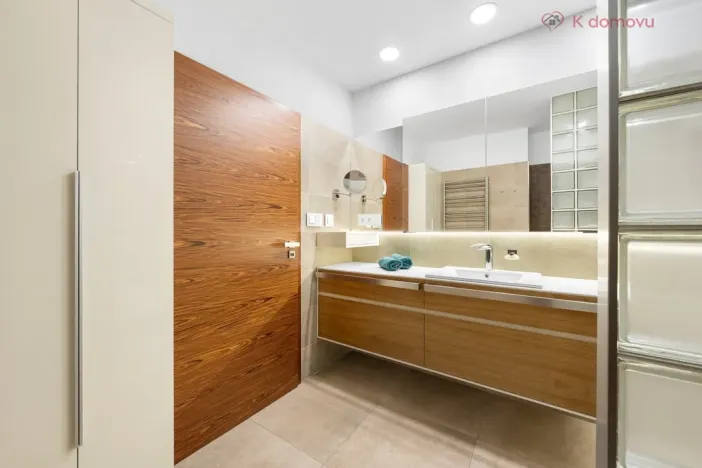 Pronájem bytu 2+kk, Uherské Hradiště, náměstí Míru, 90 m2