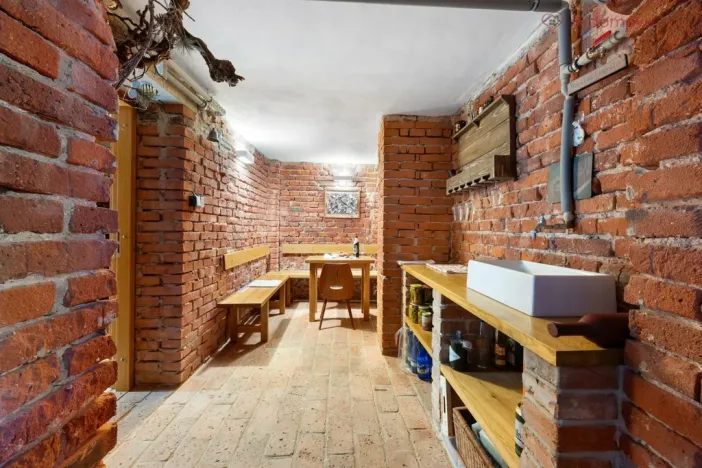 Pronájem bytu 2+kk, Uherské Hradiště, náměstí Míru, 90 m2