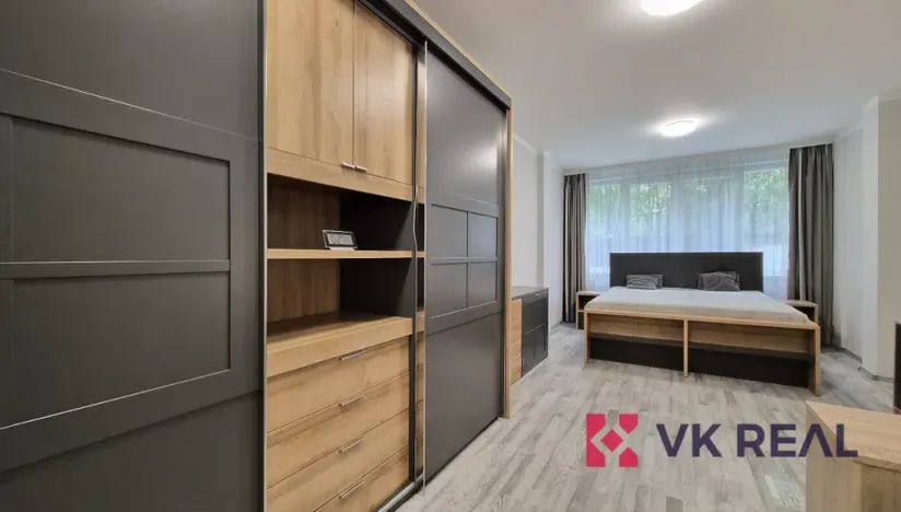 Pronájem bytu 2+kk, Praha - Vokovice, Lužná, 70 m2