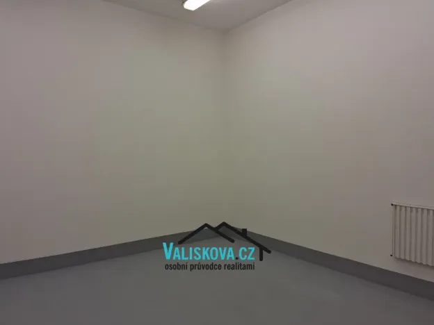 Pronájem výrobních prostor, Kroměříž, 80 m2
