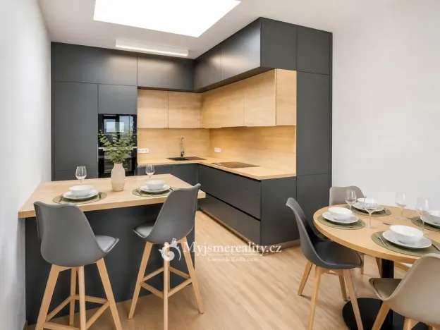 Pronájem bytu 2+kk, Znojmo, Kotkova, 78 m2