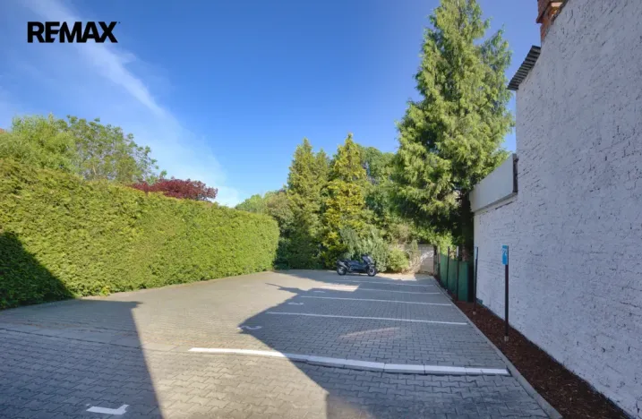 Pronájem garážového stání, Zlín, Santražiny, 12 m2