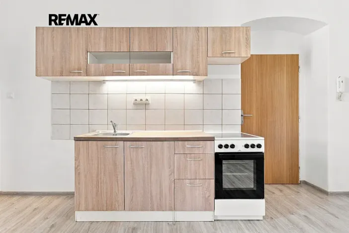 Pronájem bytu 2+kk, Plzeň, Skvrňanská, 50 m2
