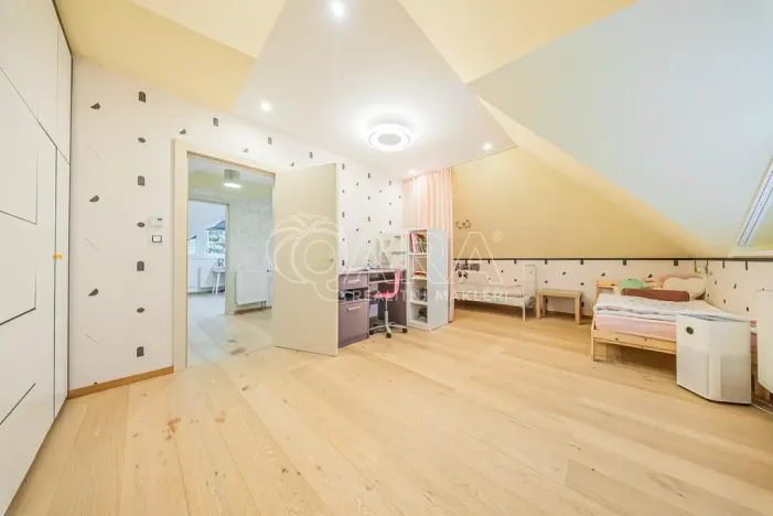 Prodej rodinného domu, Hovorčovice, Rozmarná, 169 m2