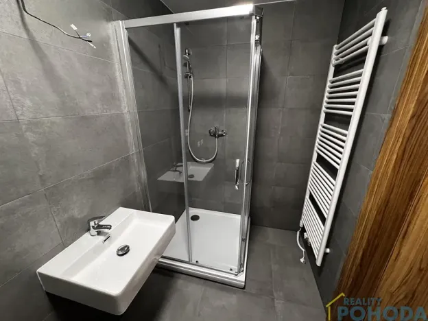 Pronájem bytu 2+kk, Dašice, U Kasáren, 48 m2