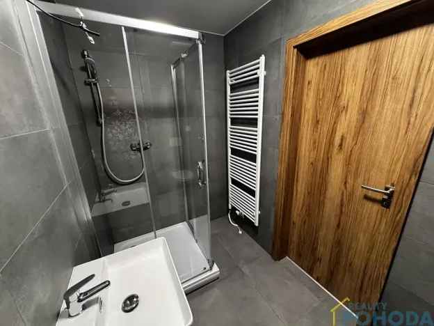 Pronájem bytu 2+kk, Dašice, U Kasáren, 48 m2