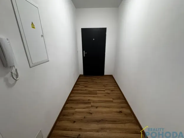 Pronájem bytu 2+kk, Dašice, U Kasáren, 48 m2