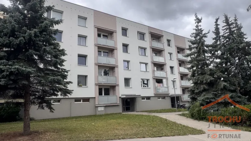 Pronájem bytu 2+1, Hradec Králové, Sekaninova, 62 m2