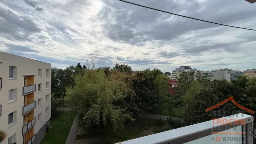 Pronájem bytu 2+1, Hradec Králové, Sekaninova, 62 m2
