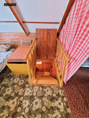 Prodej chaty, Jesenice, U Velkého rybníka, 60 m2
