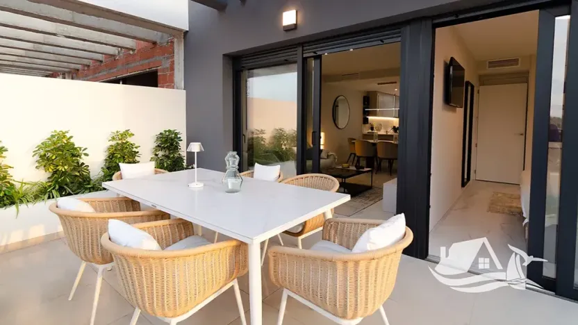 Prodej bytu 3+kk, Torrevieja, Španělsko, 88 m2