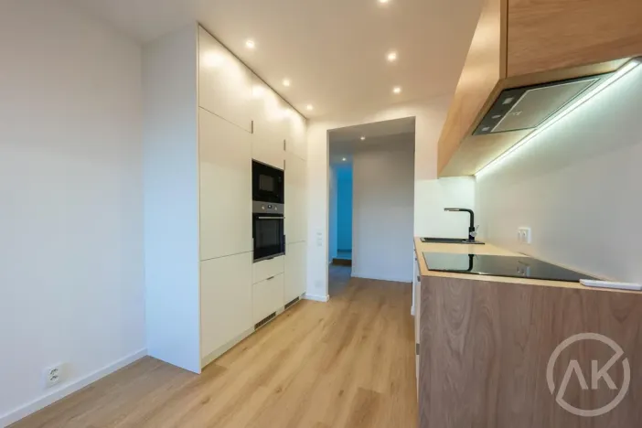 Pronájem bytu 1+1, Ostrava - Mariánské Hory, Slavníkovců, 31 m2