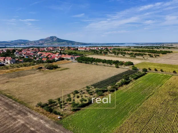 Prodej zahrady, Šakvice, 1610 m2