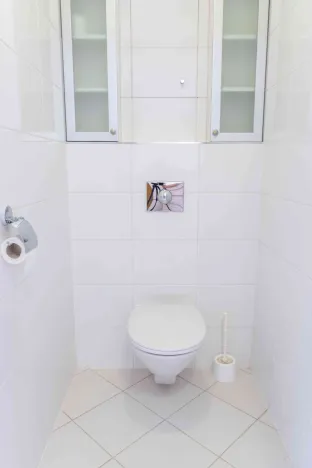 Pronájem bytu 3+kk, Praha - Prosek, Valečovská, 69 m2