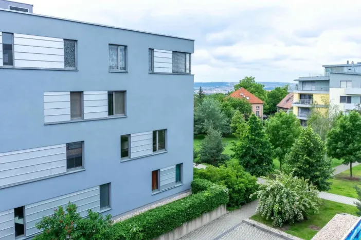 Pronájem bytu 3+kk, Praha - Prosek, Valečovská, 69 m2