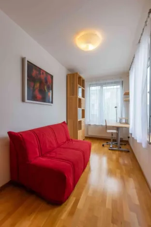 Pronájem bytu 3+kk, Praha - Prosek, Valečovská, 69 m2