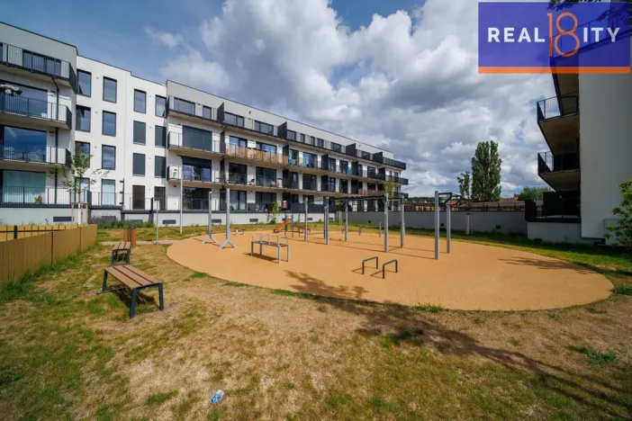 Prodej bytu 2+kk, Kladno, Ke křížku, 50 m2