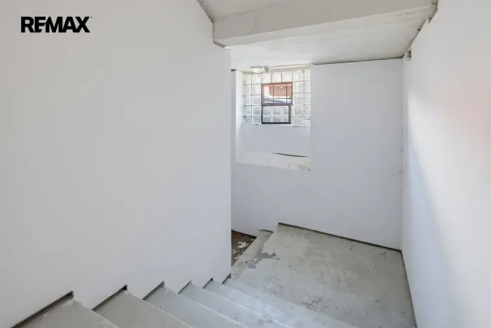 Prodej výrobních prostor, Aš, Mánesova, 2350 m2